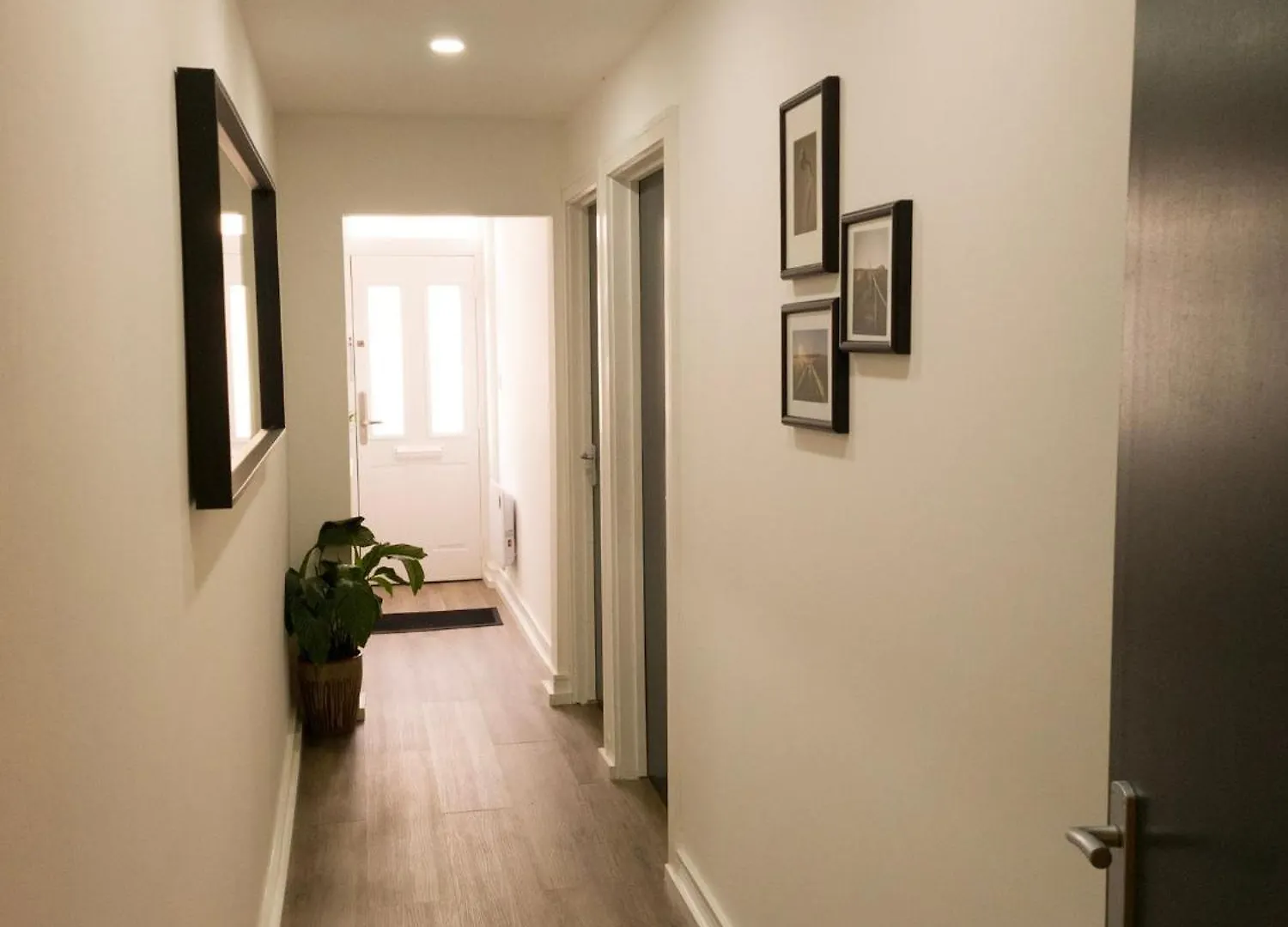 Plenty Of Parking Available; 3 Bedroom Apartment By Property Promise Cardiff